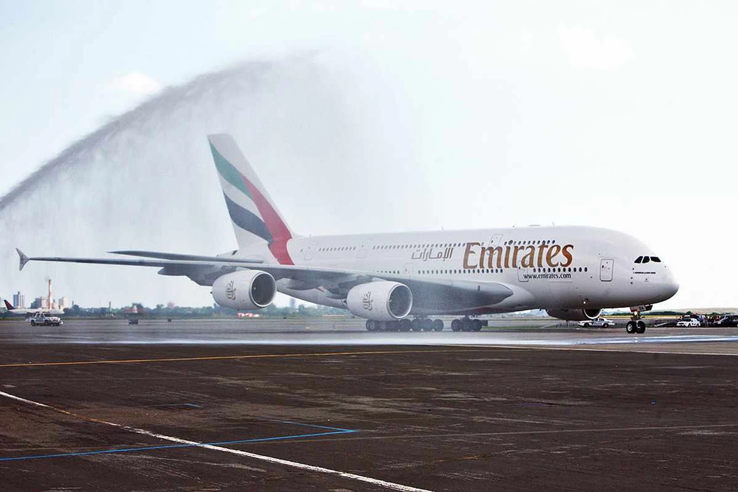O primeiro voo do A380 da Emirates (Divulgação)