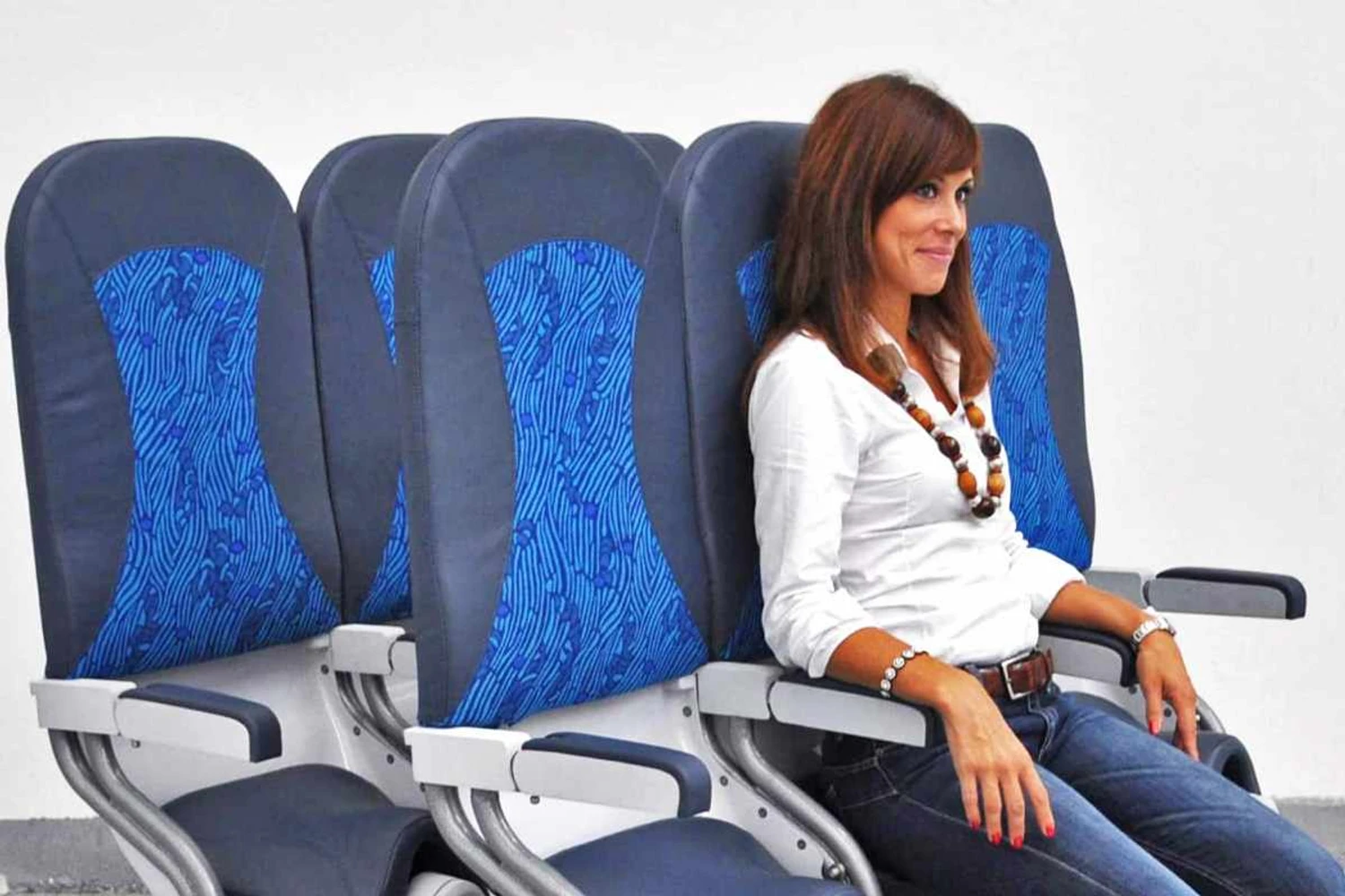 Proposta da Ryanair para um assento "de pé": o pretexto certamente será o de baratear as passagens (Divulgação)