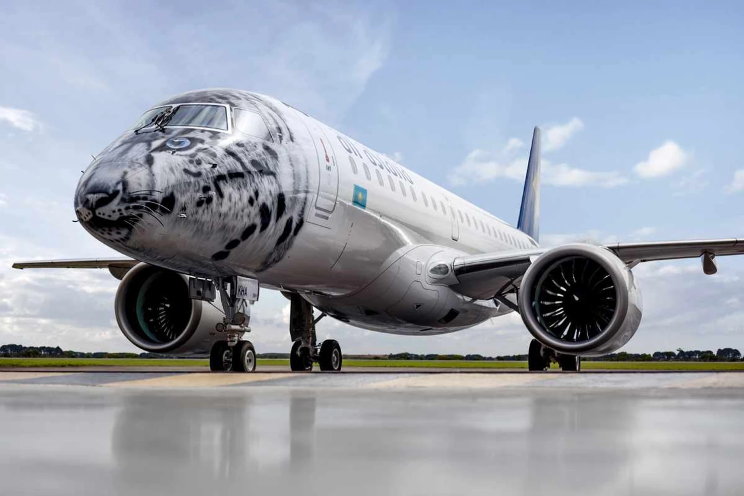 Air Astana recebe seu primeiro Embraer E190-E2