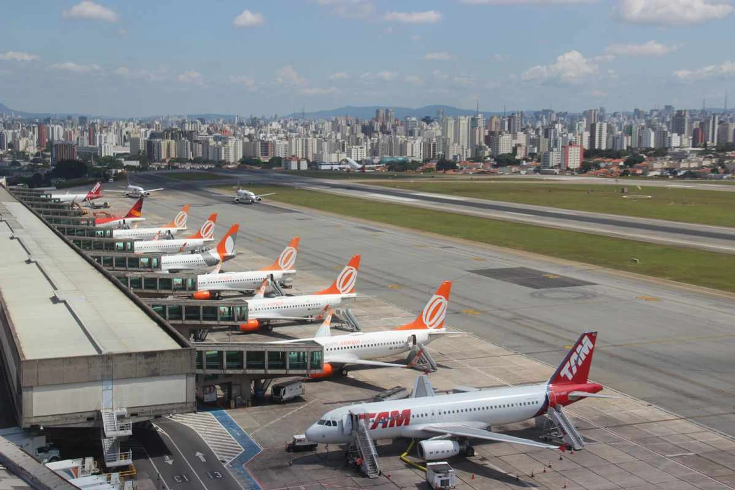 Com nova legislação, ANAC quer acabar com "farra dos slots" nos aeroportos