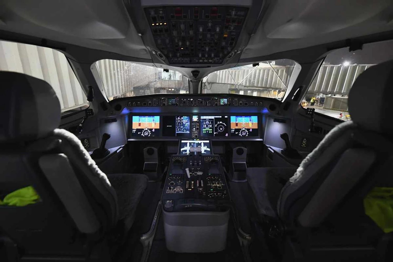 Cabine de comando do A220