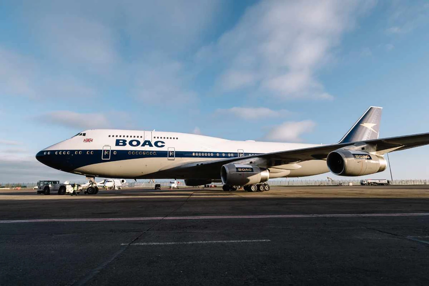 British Airways apresenta Boeing 747 com pintura retrô