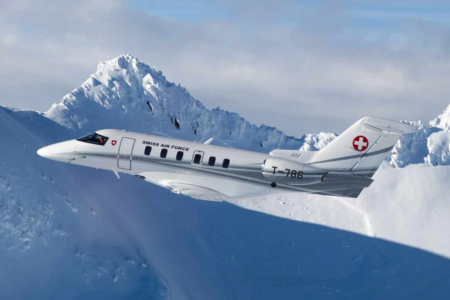 O PC-24 é usado como avião presidencial na Suíça (Divulgação)
