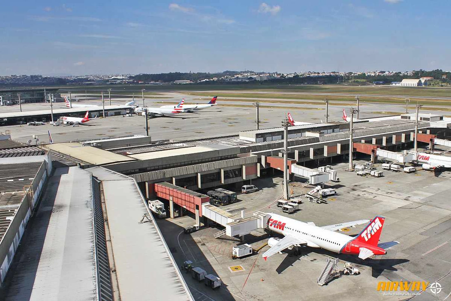 Aeroporto de Guarulhos: mais bem colocado brasileiro  está distante dos 100 melhores da lista