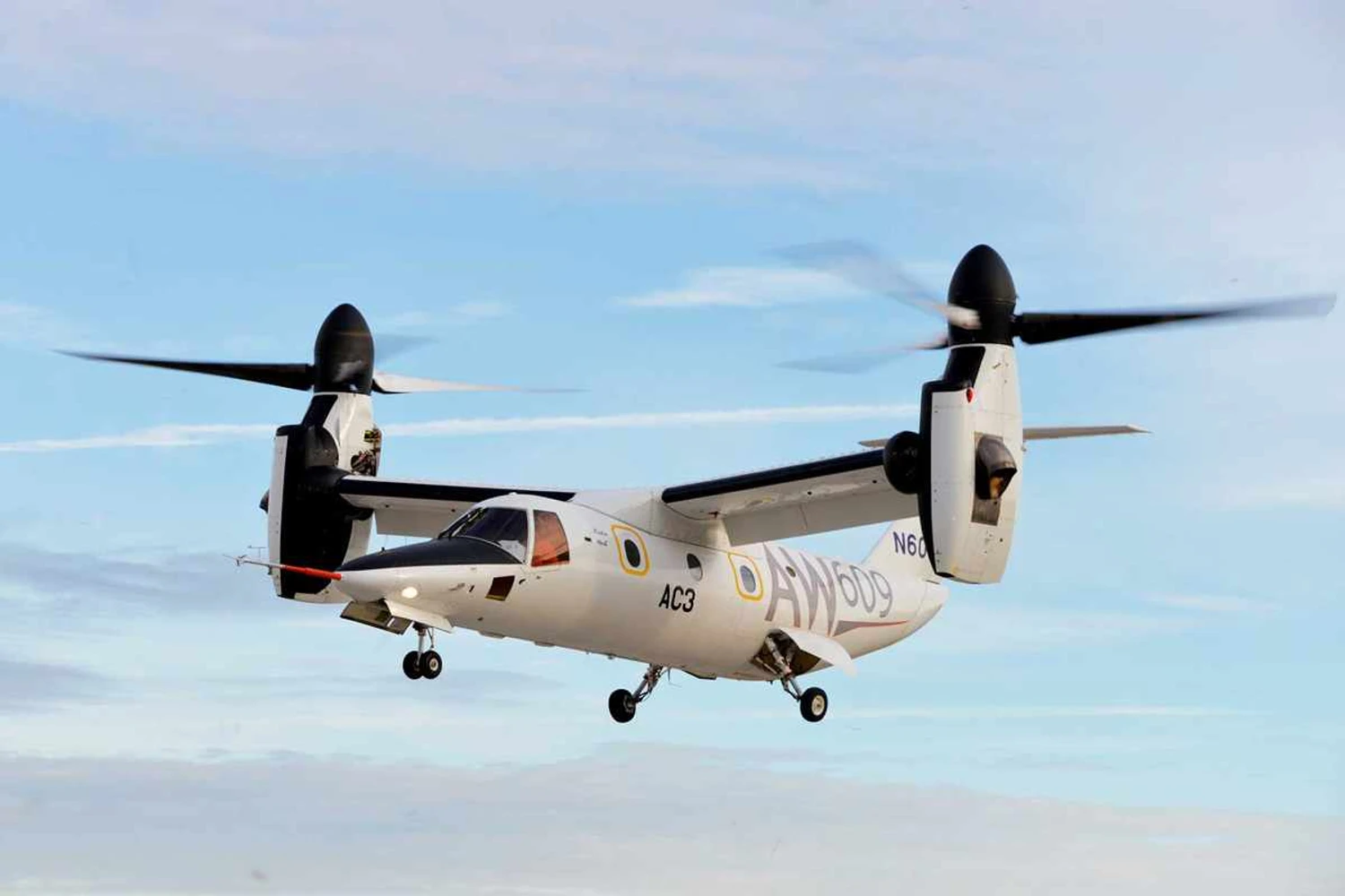 O terceiro protótipo do AW609 decolou apenas em 2016, 13 anos depois do primeiro (Leonardo)