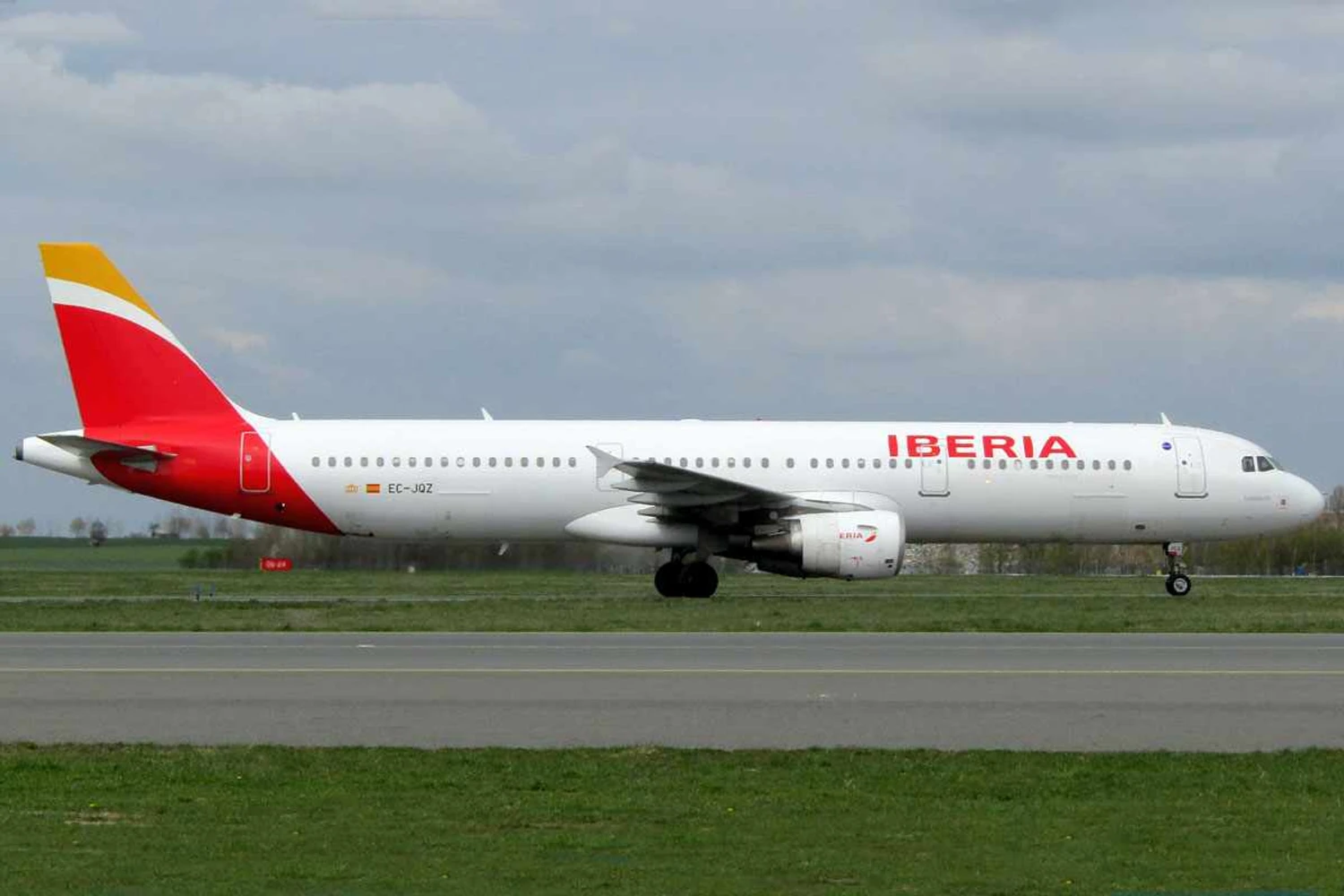 Airbus A321 - Iberia | Lumikus1