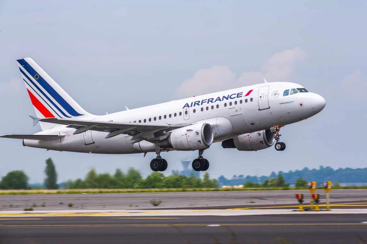 O sindicato de pilotos da França apontou que a proibição pode encerrar 72 voos internos (Air France)
