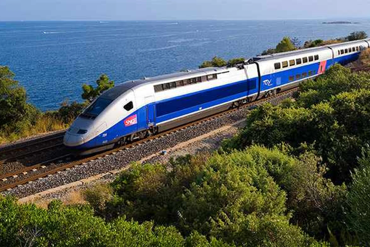 Os trens de alta velocidade em serviço na França viajam a mais de 320 km/h (Divulgação)