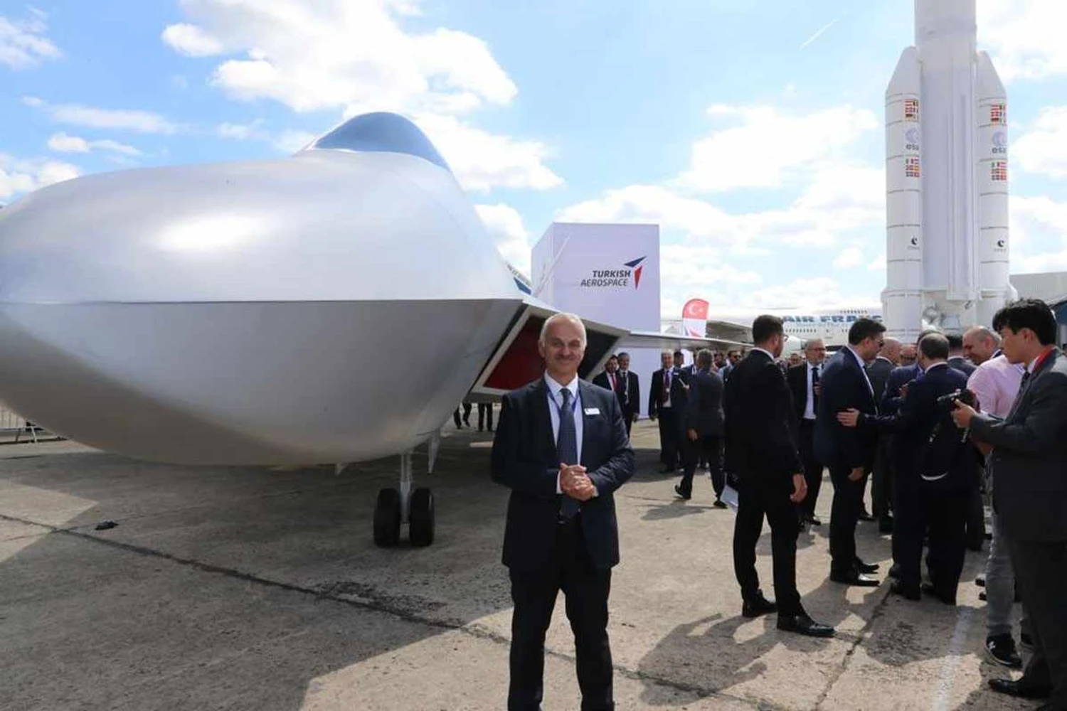 Temel Kotil, o chefão da Turkish Aerospace, diz que o TF-X voará em 2025 (TAI)