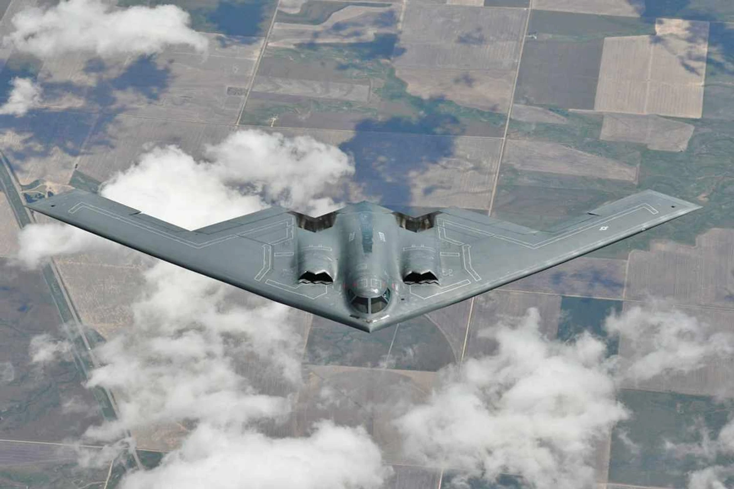 Há 30 anos voava pela primeira vez o B-2, avião mais caro da história