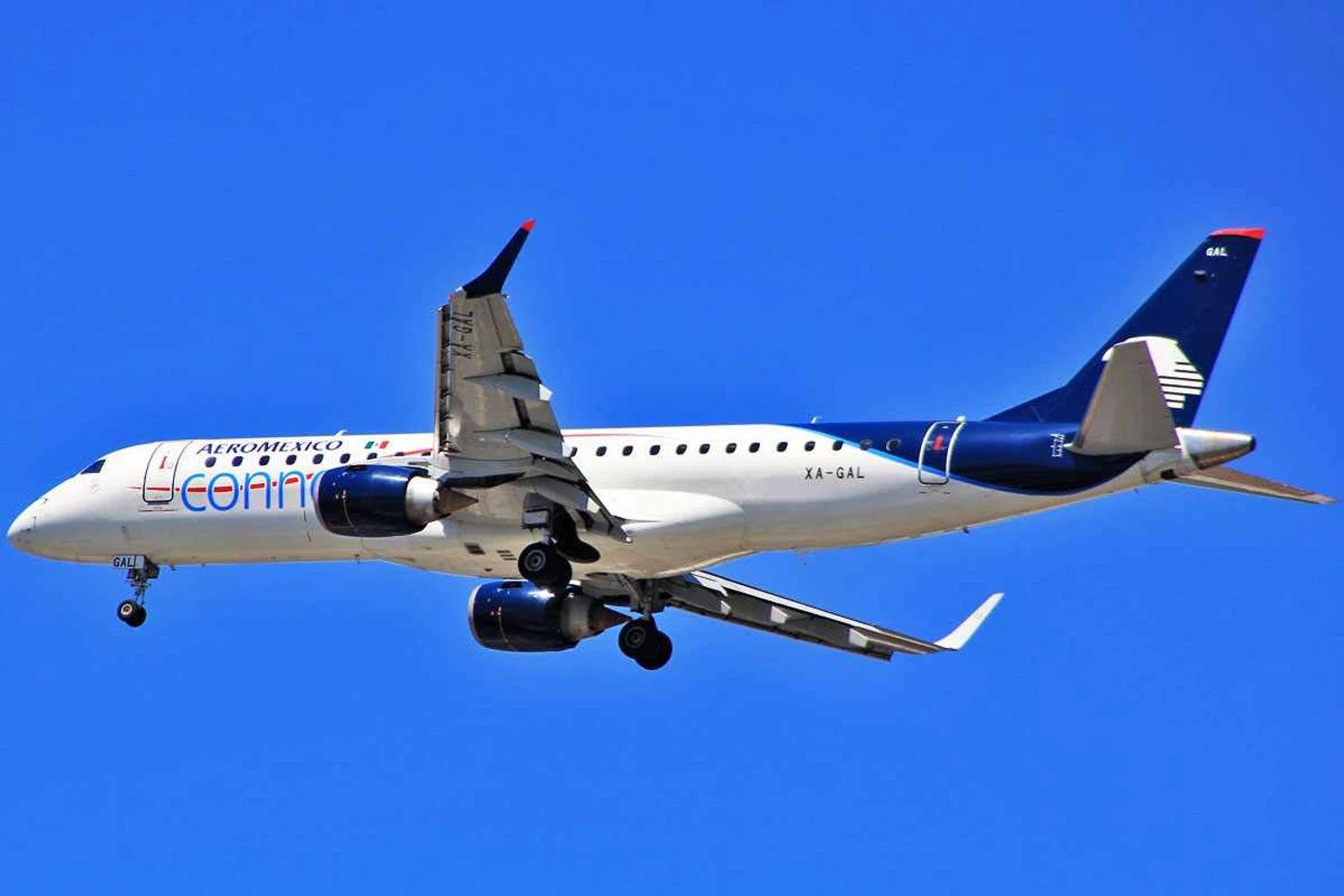 Aeromexico´s E190: ailine will choose between the A220 and the E195-E2 (Max Effect)