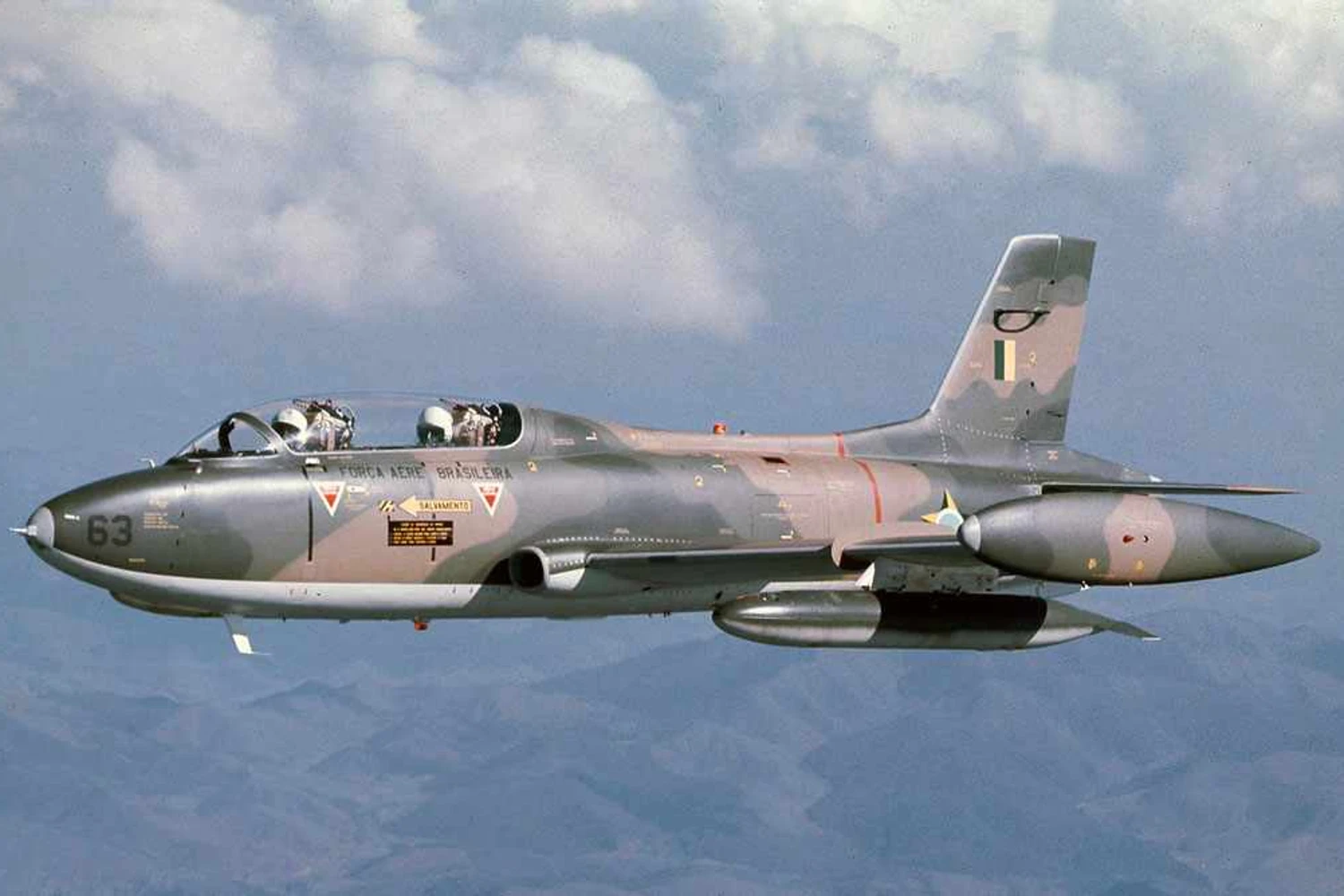 O Xavante foi o primeiro avião com motor a jato produzido no Brasil (FAB)