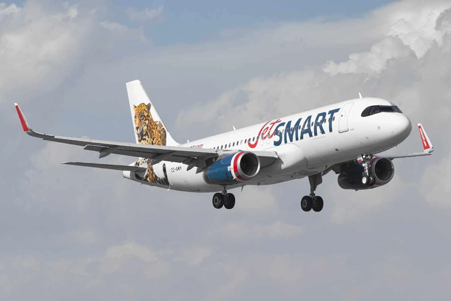 Low-cost do Chile: JetSmart inicia venda de passagens no Brasil