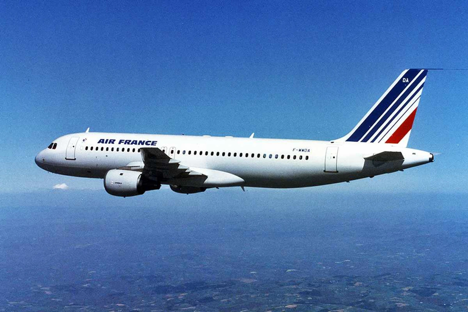 O primeiro A320 do mundo estreou na Air France em 1988 (AF)