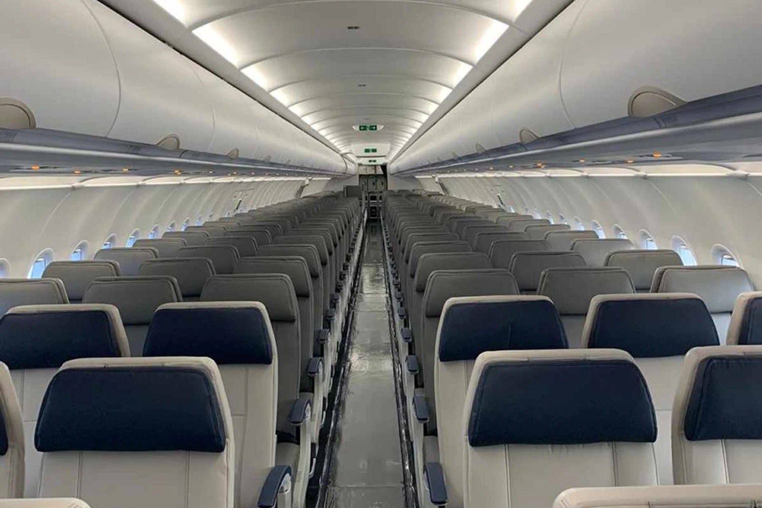 O A321neo da Azul é configurado com 214 assentos (Azul)