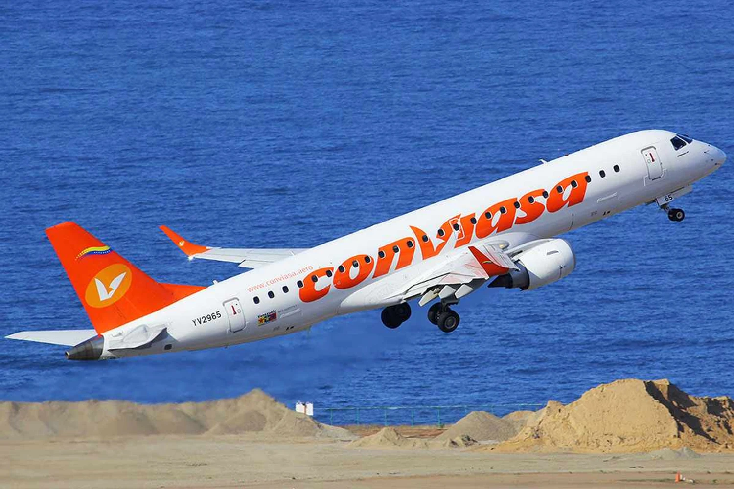 Conviasa has a new 16 E190 fleet purchased from Embraer at the beginning of the decade (Orlando Suárez)