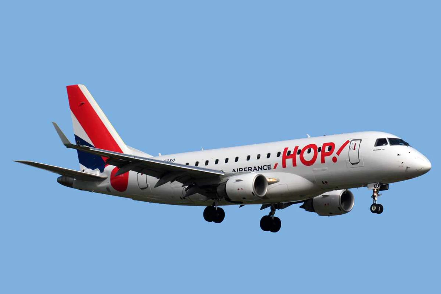 Embraer E170 from HOP! (Curimedia)
