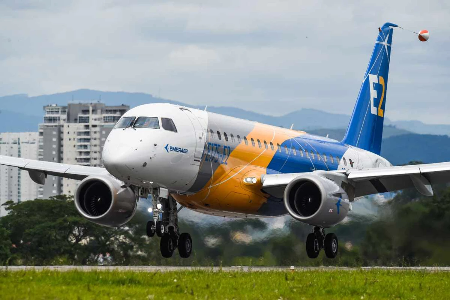 Companhia aérea sul-africana quer avião que a Embraer 'congelou'