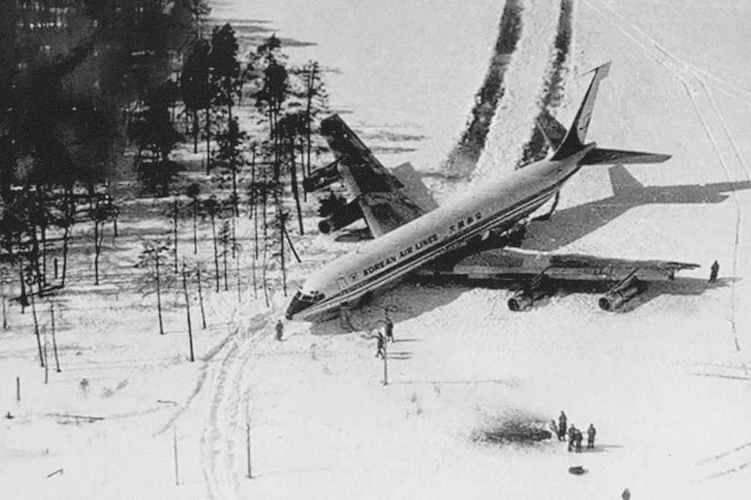Ataques por engano (e intencionais) contra aviões comerciais acontecem desde os anos 1930