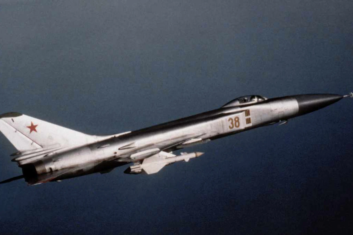Os caças Sukhoi Su-15 eram a ponta de lança da defesa aérea soviética (Domínio Público)
