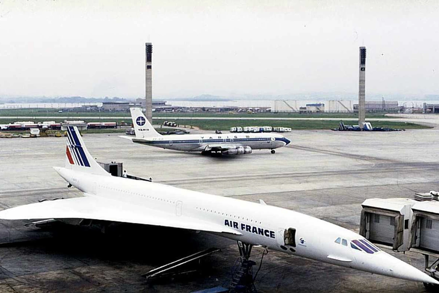 Concorde fotografado no aeroporto do Gale&atilde;o, Rio de Janeiro