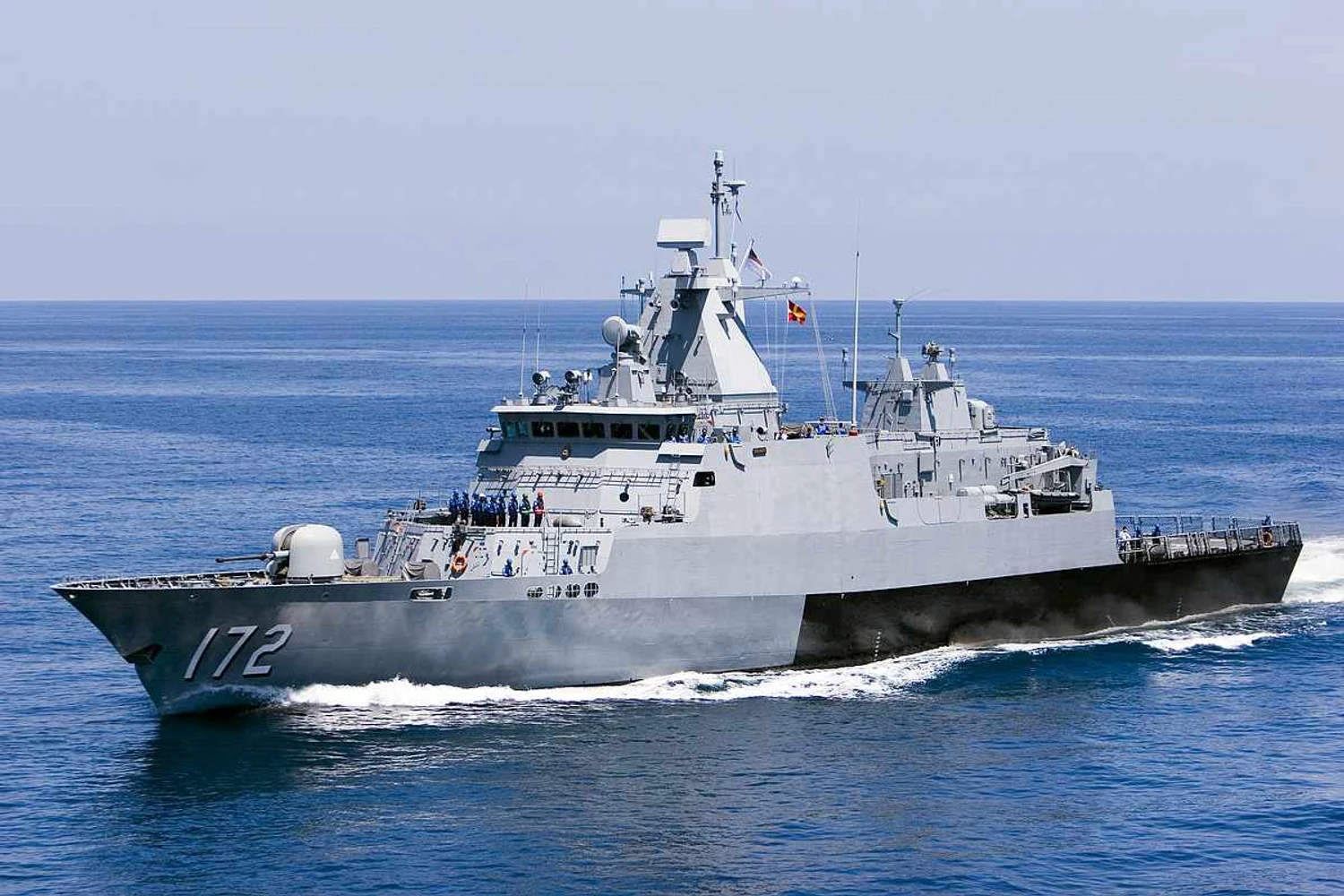 Marinha do Brasil confirma compra de "navios da Embraer"