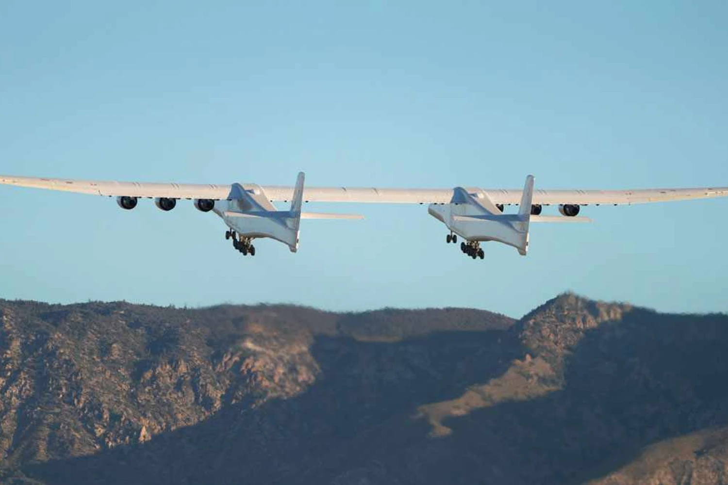 O único voo do Stratolaunch "ROC" ocorreu em 13 de abril de 2019 (Stratolaunch)