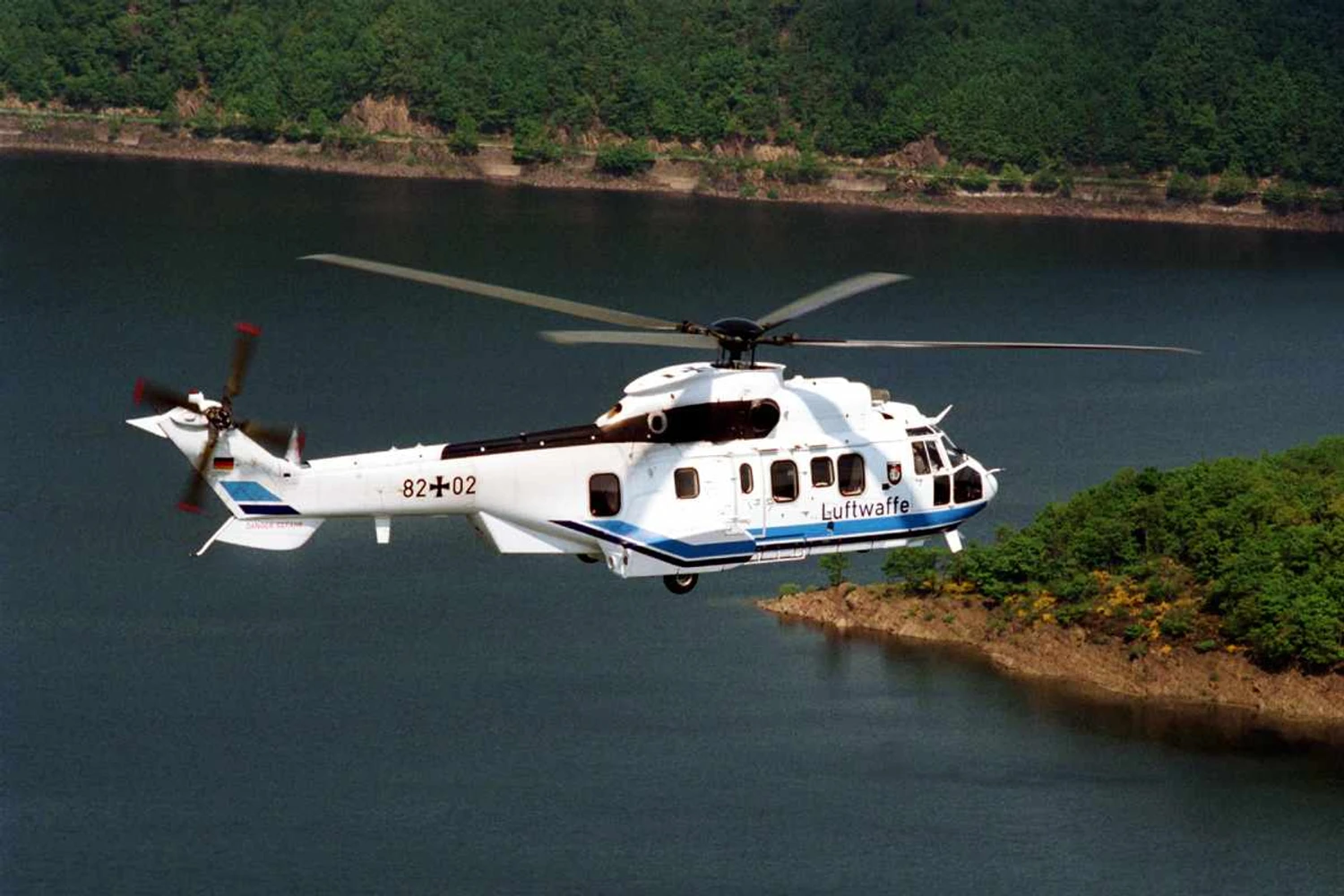 Helicóptero AS532 de transporte "VIP"da Alemanha (Bundeswehr-Fotos)
