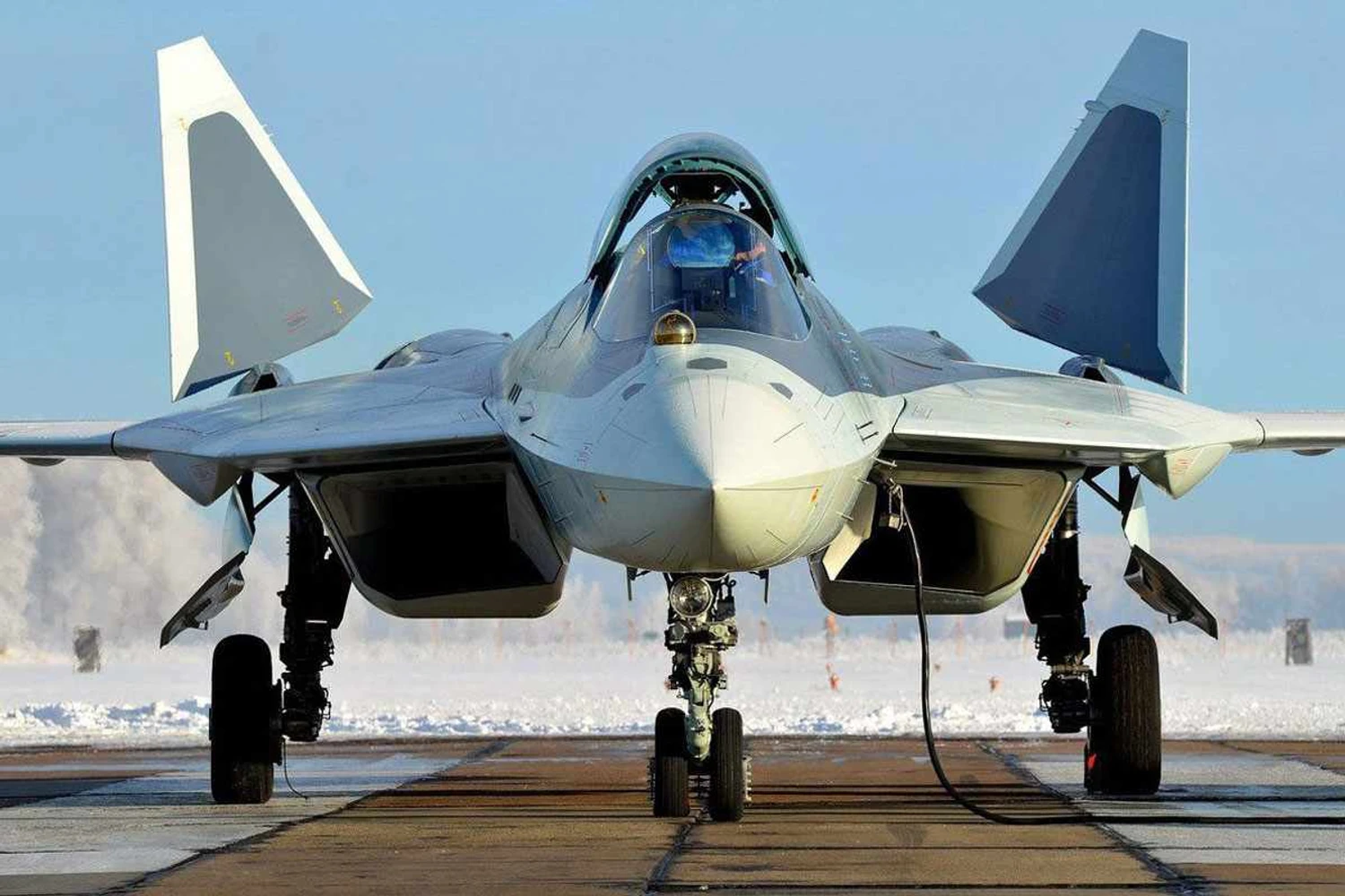 Sukhoi Su-57: radar AESA não teria capacidade adequada (UAC)