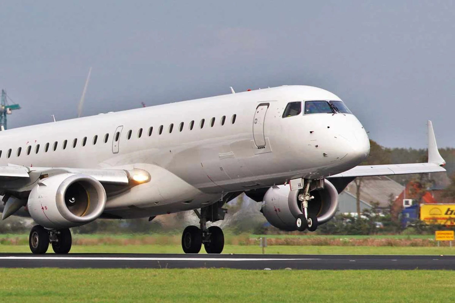 Paquistão vai operar jatos da Embraer como aviões de patrulha naval, diz site