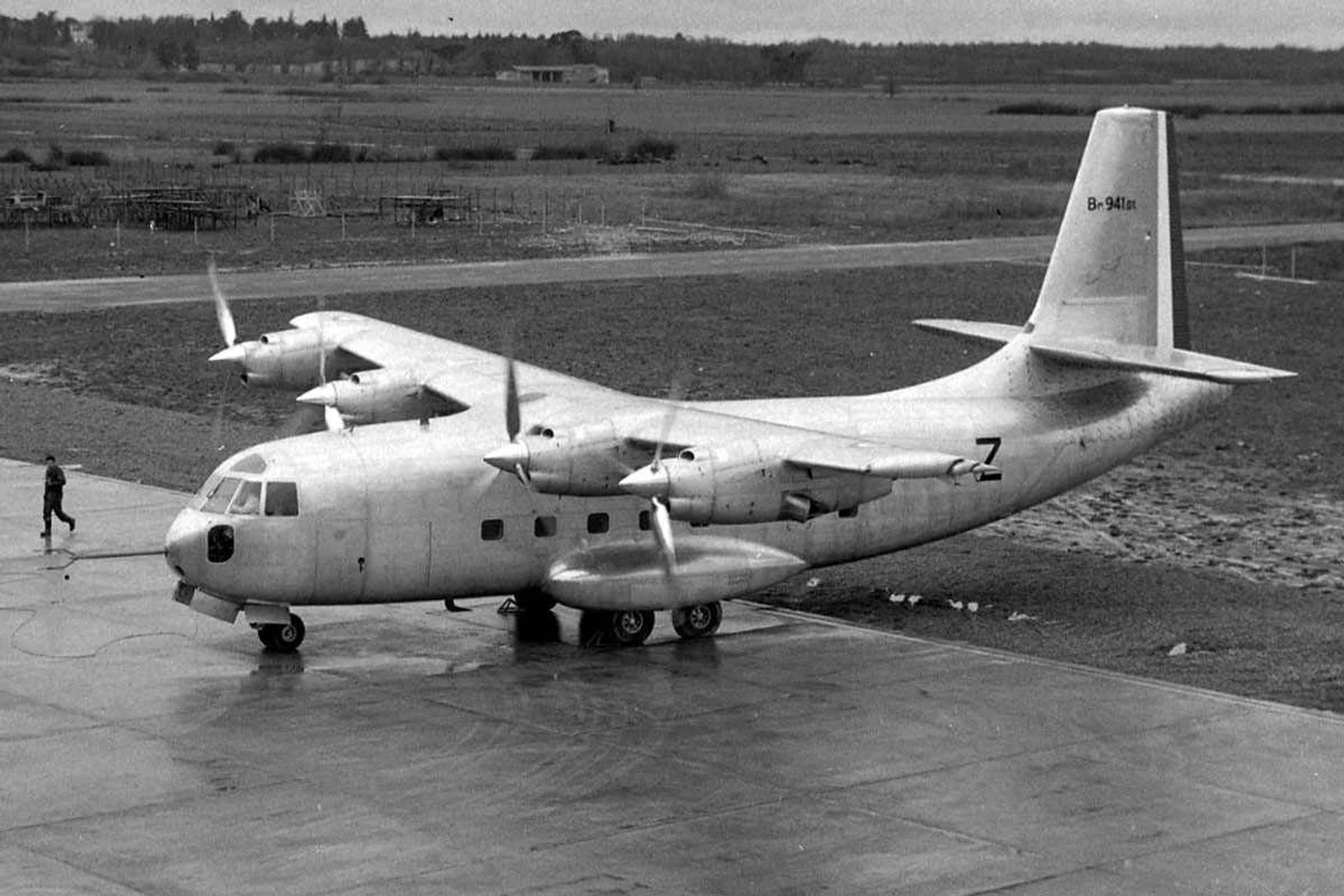 O protótipo do Breguet 941: único cliente foi a Força Aérea Francesa