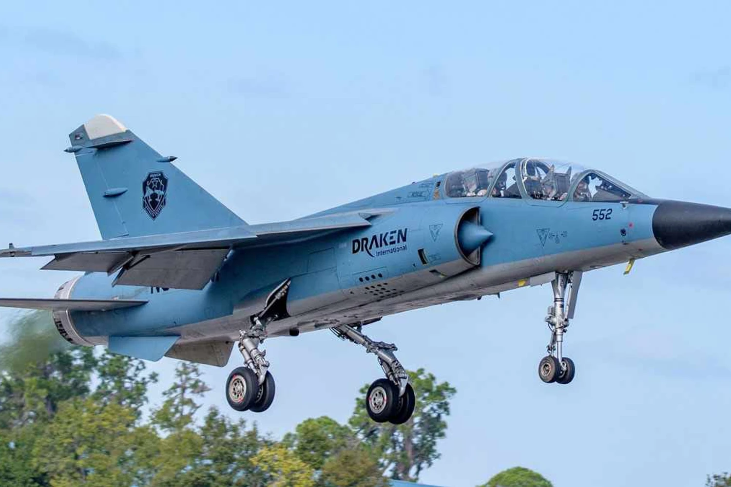 Outra empresa, a Draken, opera 20 jatos F1 comprados da Espanha (Draken)