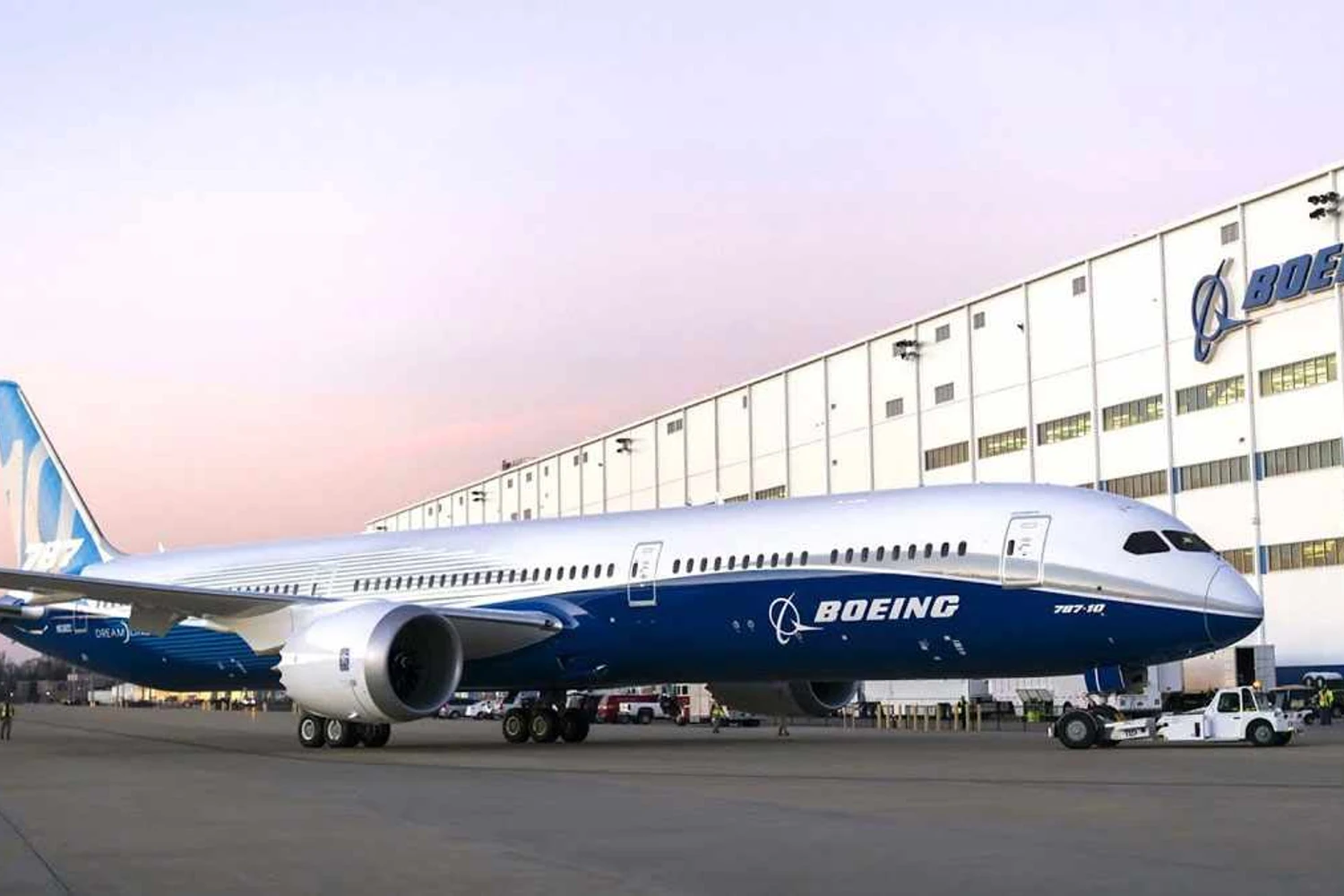 Baixas vendas do 787 irão obrigar Boeing a fechar uma das duas fábricas do jato