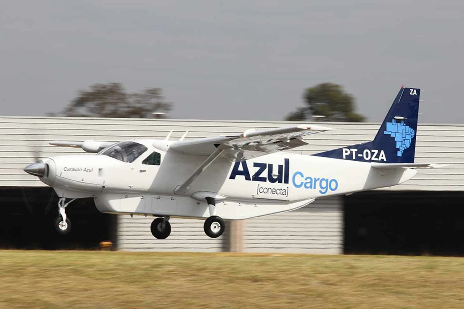 A Azul Conecta também opera o Grand Caravan na versão exclusiva para cargas (Luis Alberto Neves)