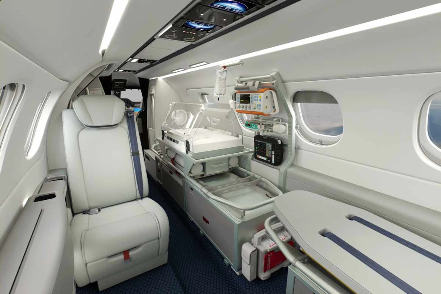 O Phenom 300MED também pode receber uma incubadora para recém-nascidos (Embraer)