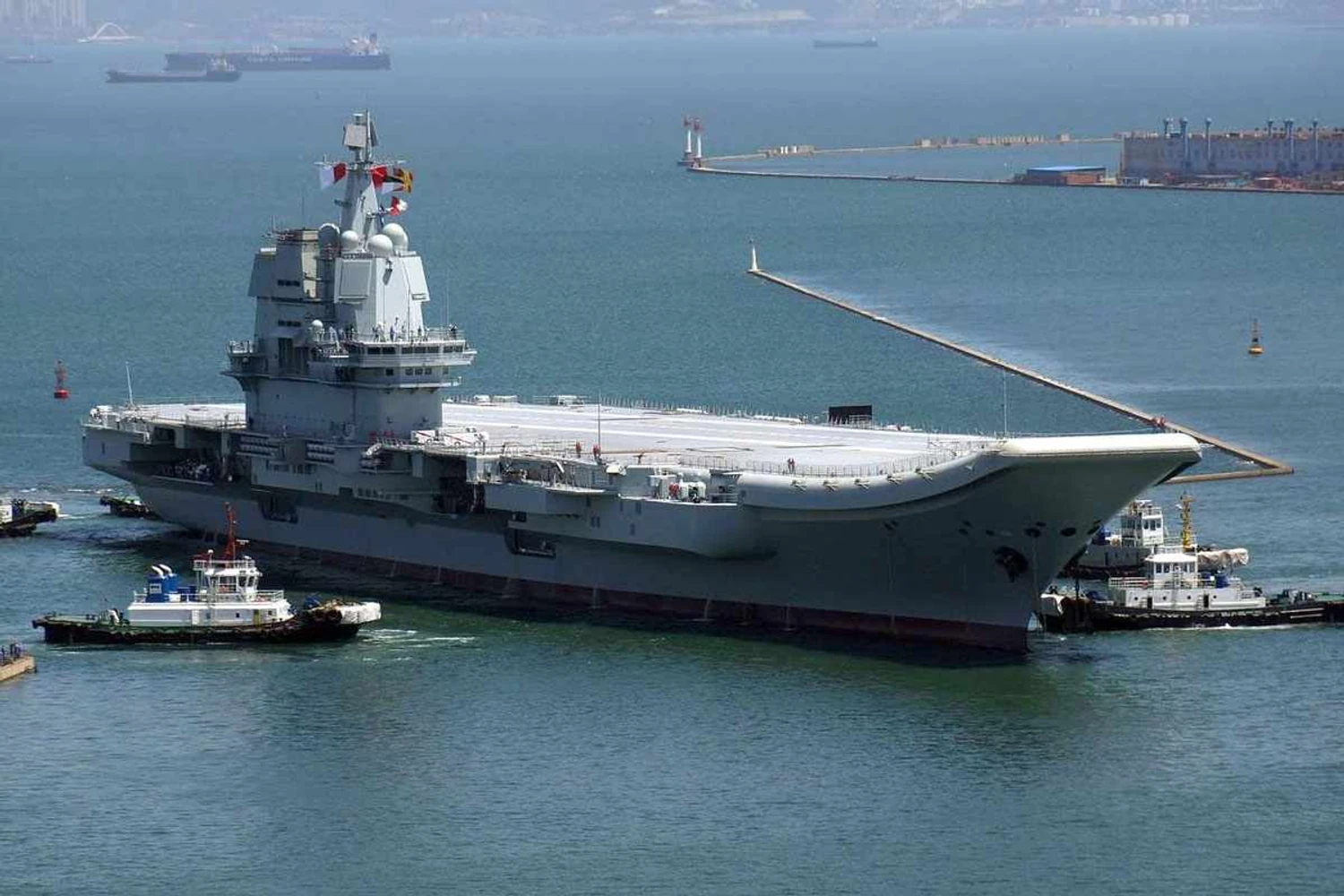O Shangdong, segundo porta-aviões chinês