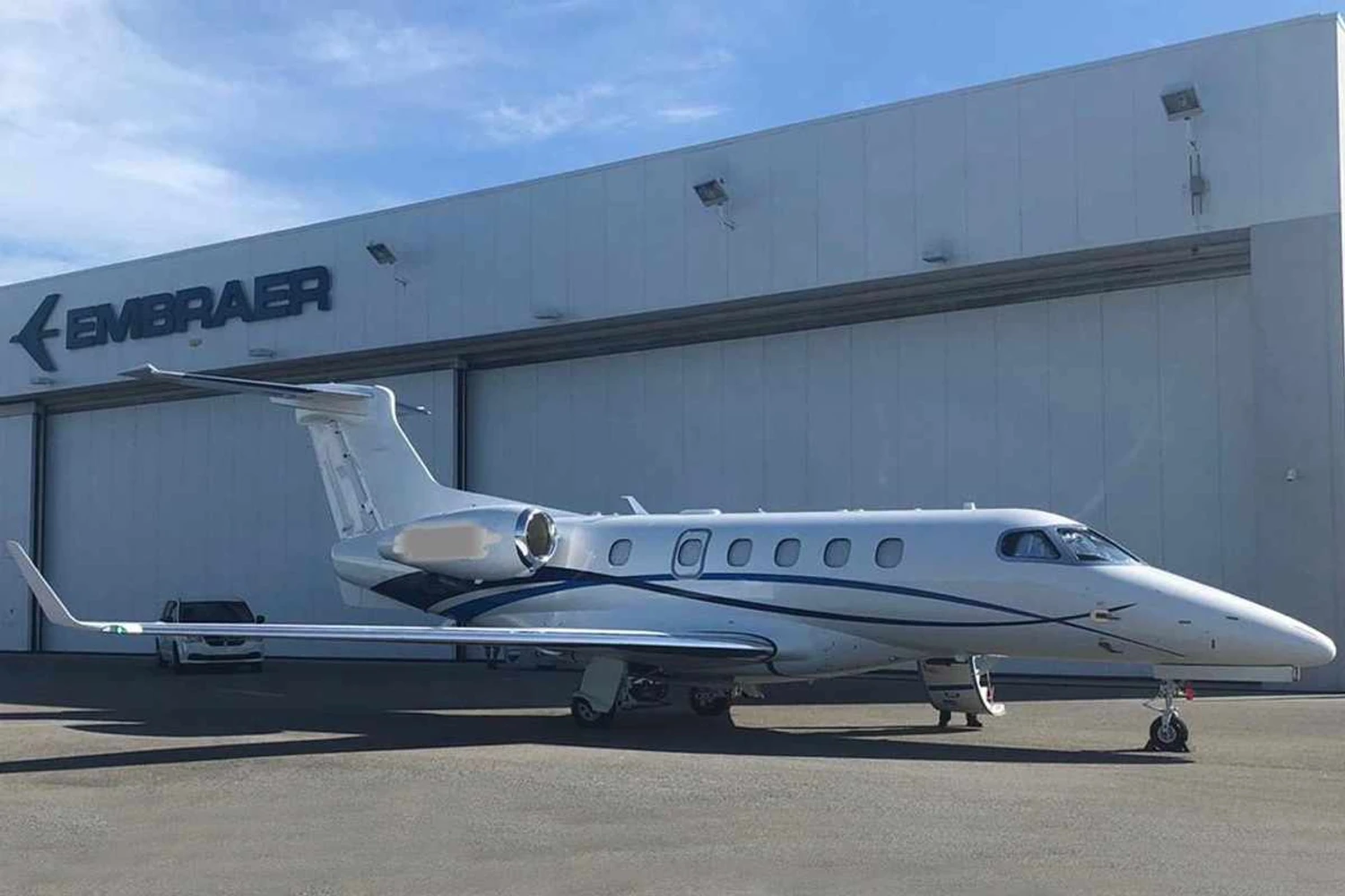Embraer entrega primeiro Phenom 300E fabricado nos EUA para um cliente brasileiro