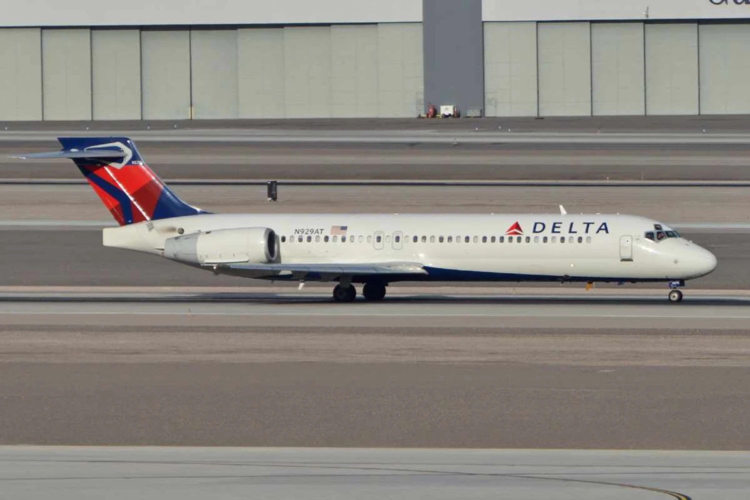 Delta prepara estreia do Airbus A220-300 e decide manter o Boeing 717 até 2025