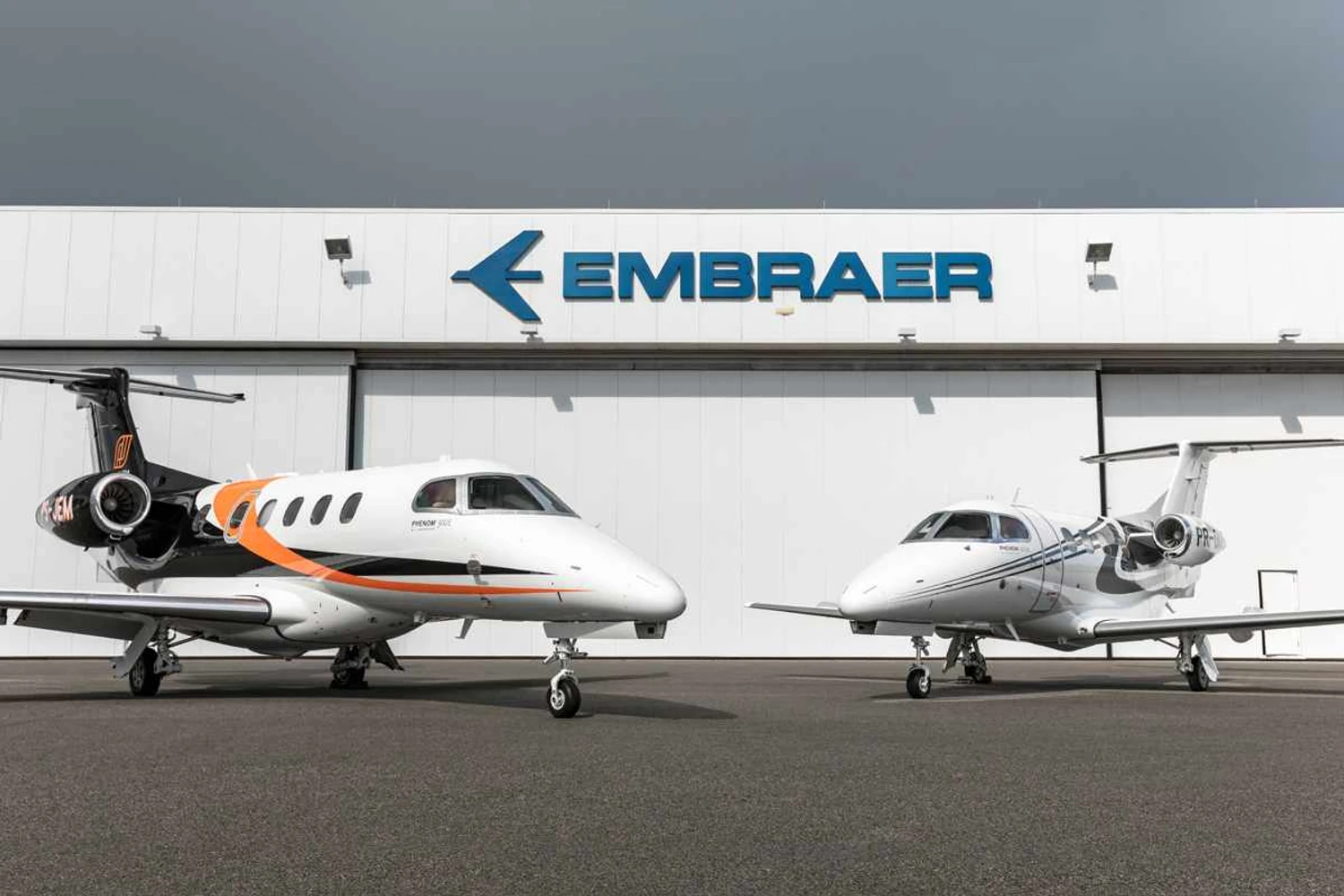 (Embraer)