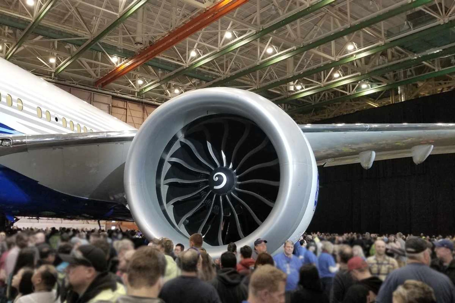 Maior motor a jato do mundo: GE9X do Boeing 777X é aprovado nos EUA
