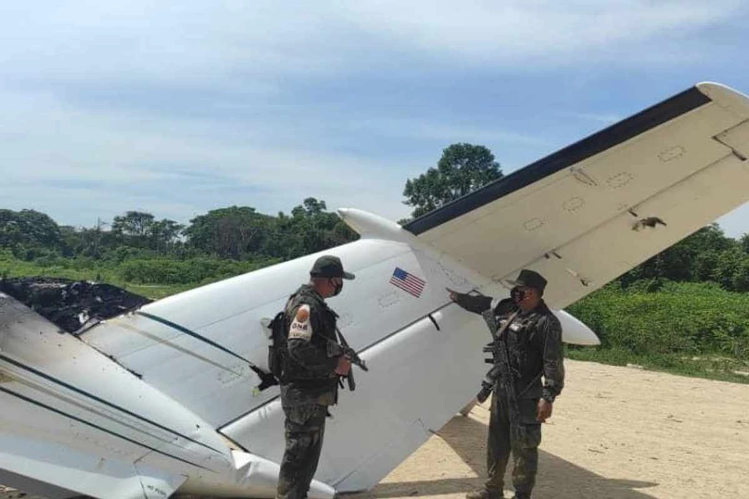 Pela terceira vez neste ano, avião com registro dos EUA é abatido na Venezuela