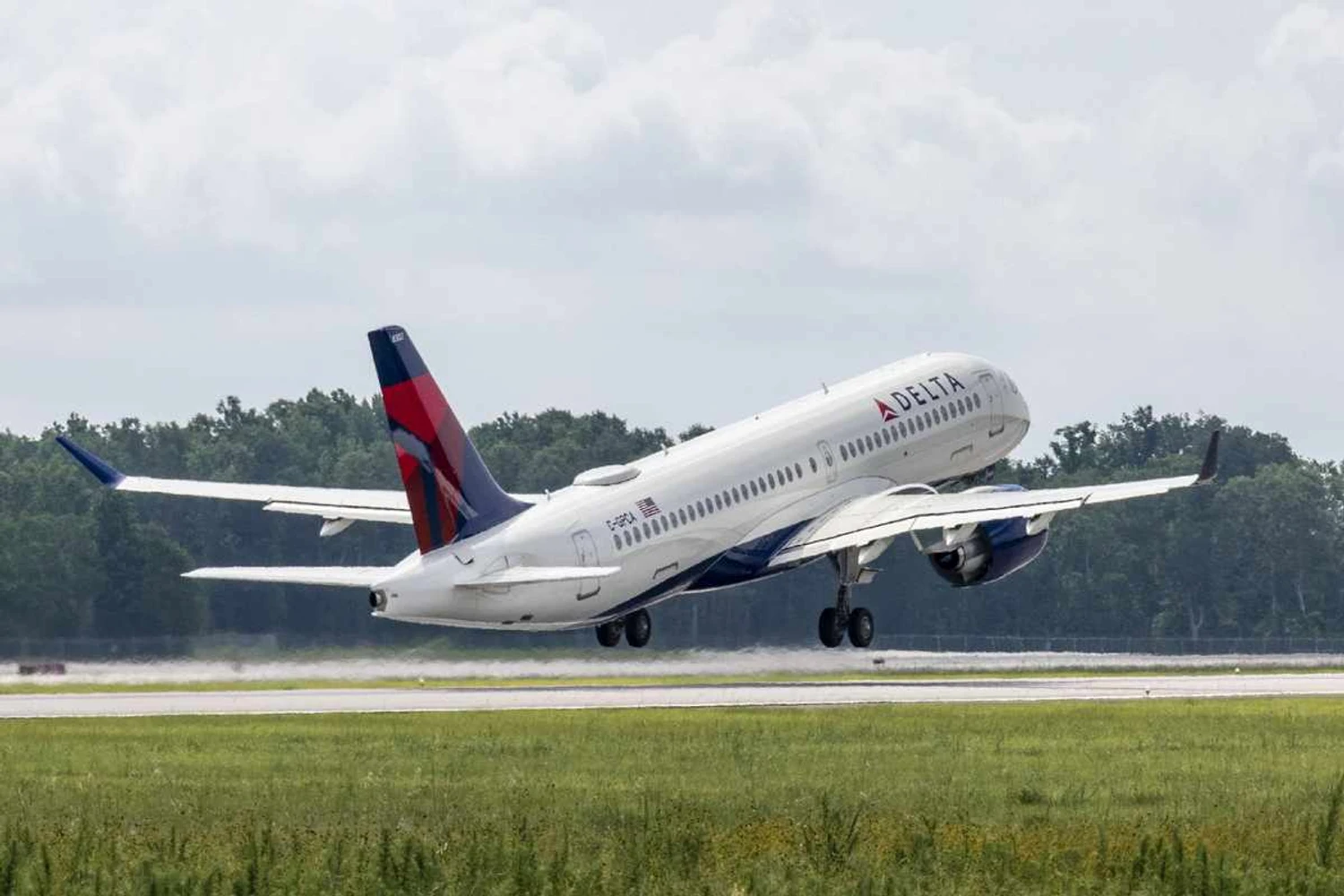 Entregas de aviões comerciais da Airbus caíram 34% em 2020