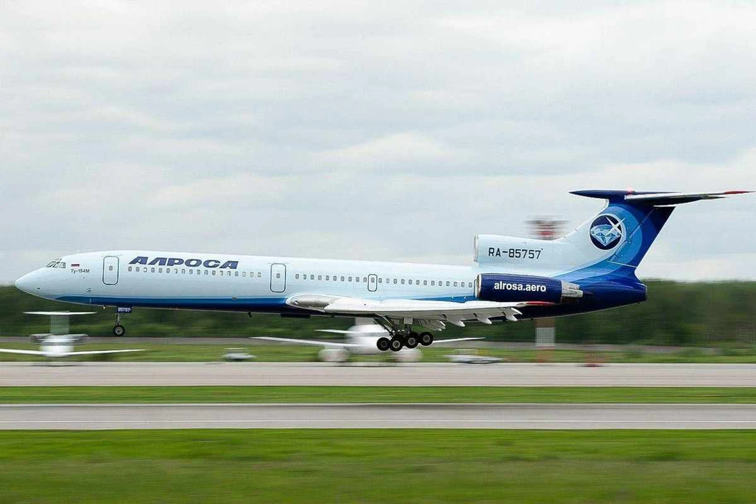 Relíquia soviética: Tu-154 se despede do serviço comercial na Rússia