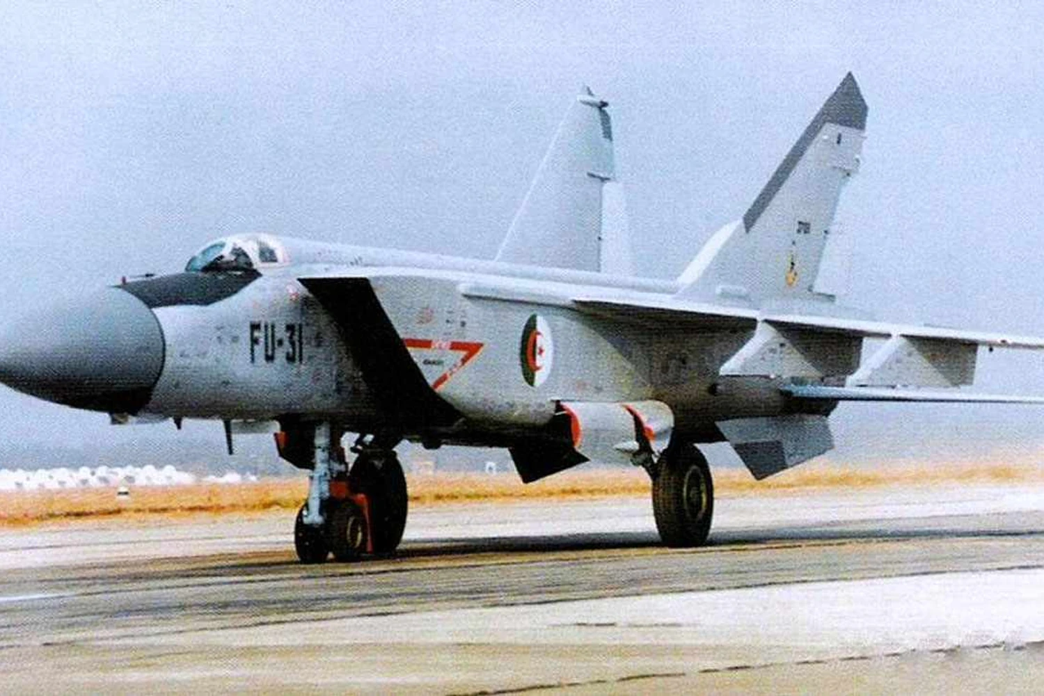 MiG-25 da Força Aérea da Argélia: cliente tradicional dos russos (Reprodução)