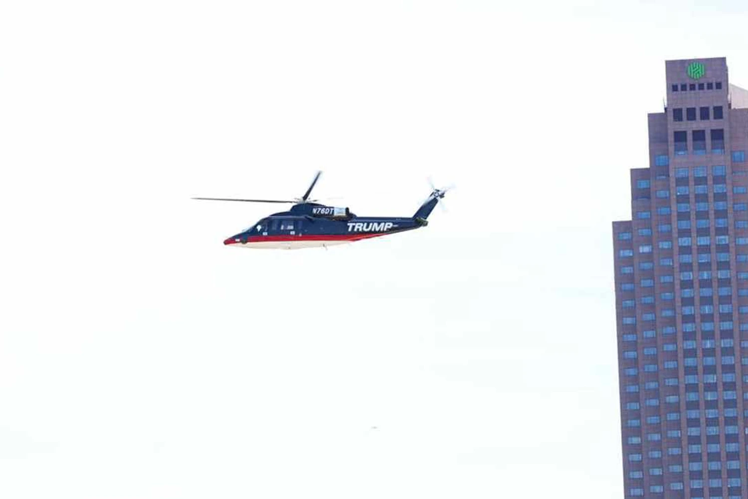 Sikorsky S-76