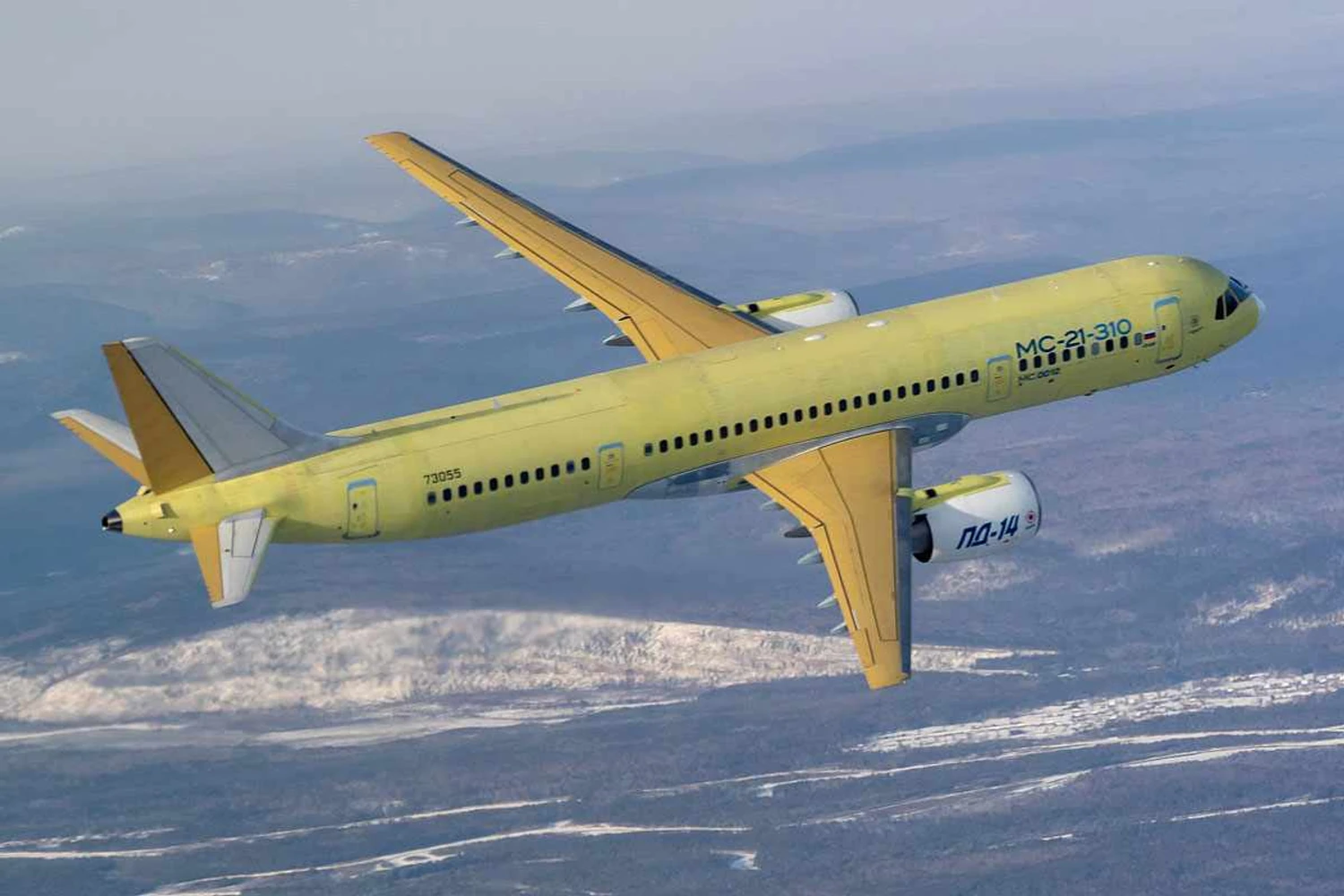 Com motores russos PD-14, jato comercial MC-21-310 voa pela primeira vez