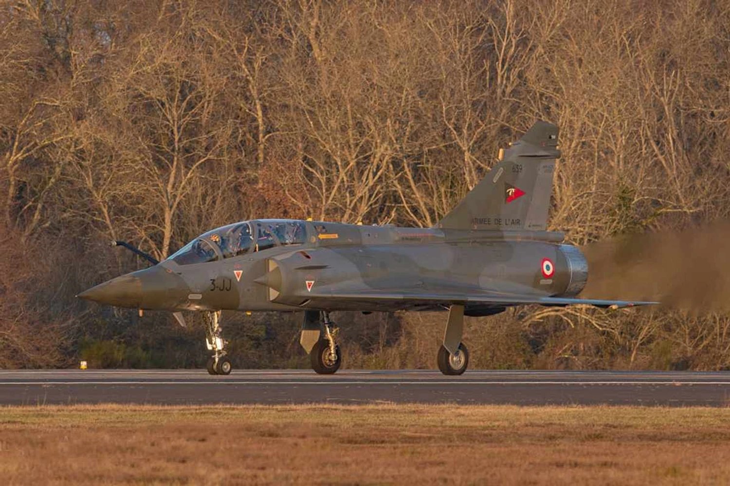 Força Aérea Francesa recebe primeiro Mirage 2000D modernizado