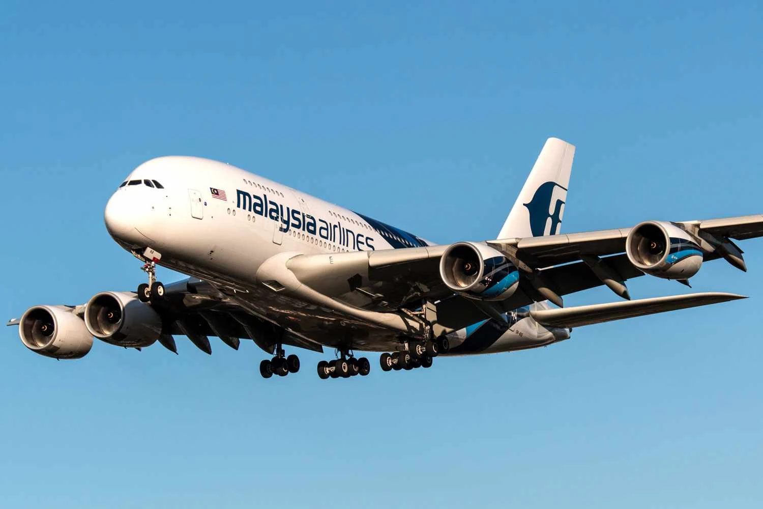 Malaysia Airlines A380 (Steve Lynes)