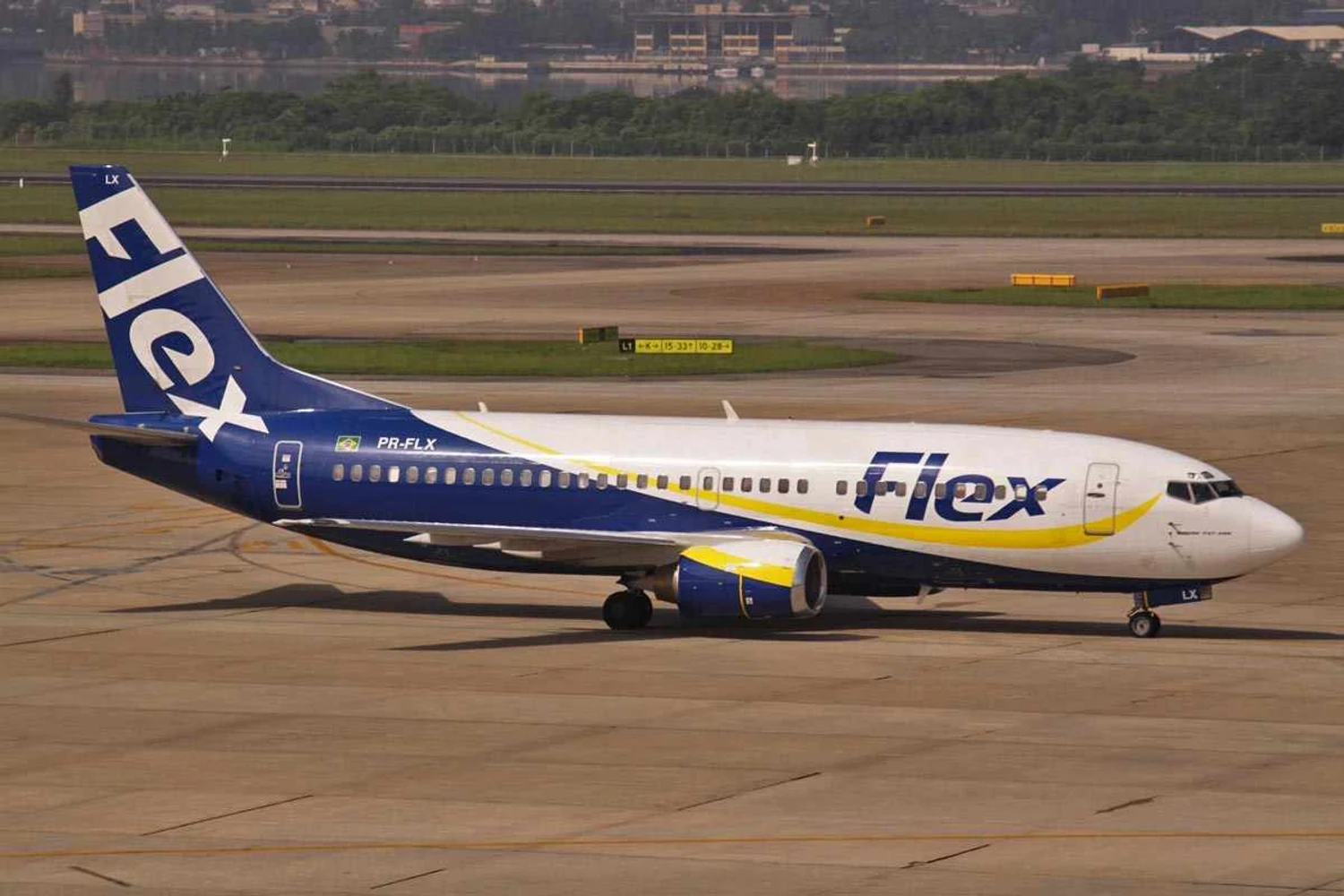 Boeing 737-300 da Flex (Aeroprints)