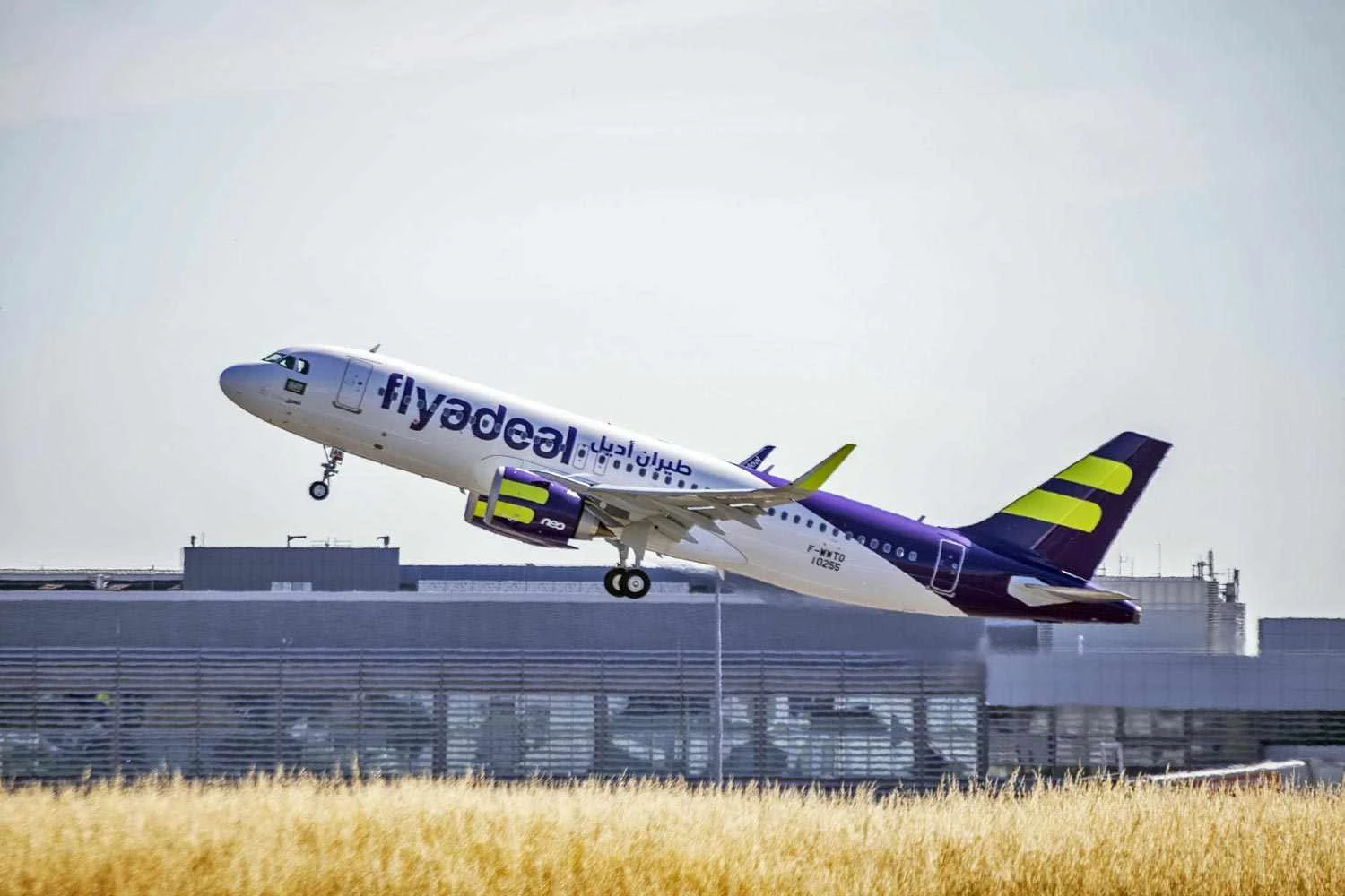 Primeira companhia a cancelar o 737 MAX após o aterramento recebe A320neo